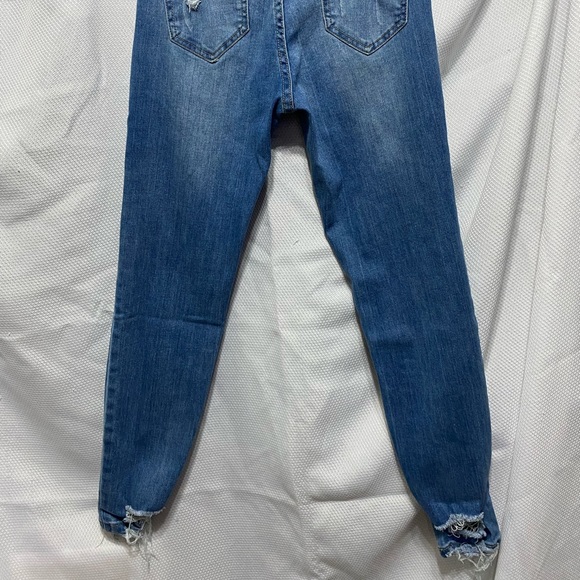 Distressed jeans - Picture 2 of 2
